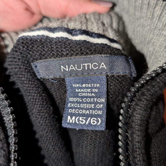 Nautica zip-up sweater size medium youth (5/6) in EUC - Picture 2 of 2
